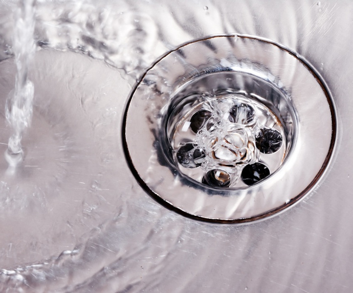 Coral Springs faucet or sink plumbing solutions